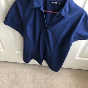 Short sleeves blouse